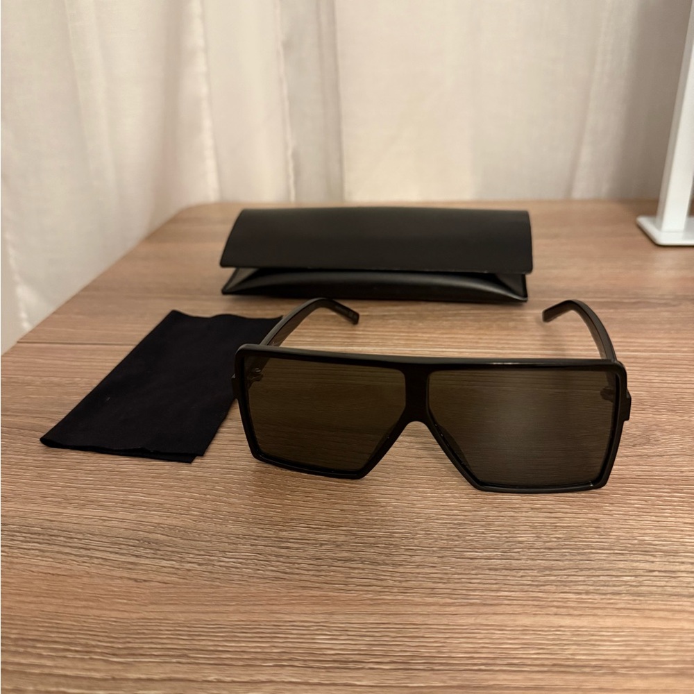 Yves Saint Laurent Black Sunglasses